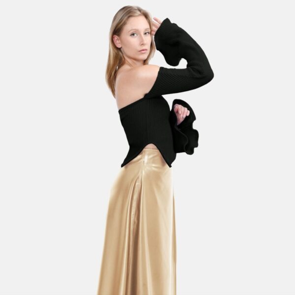 Black Rib Knit Flared Sleeves Sweater  Way08 - Image 3